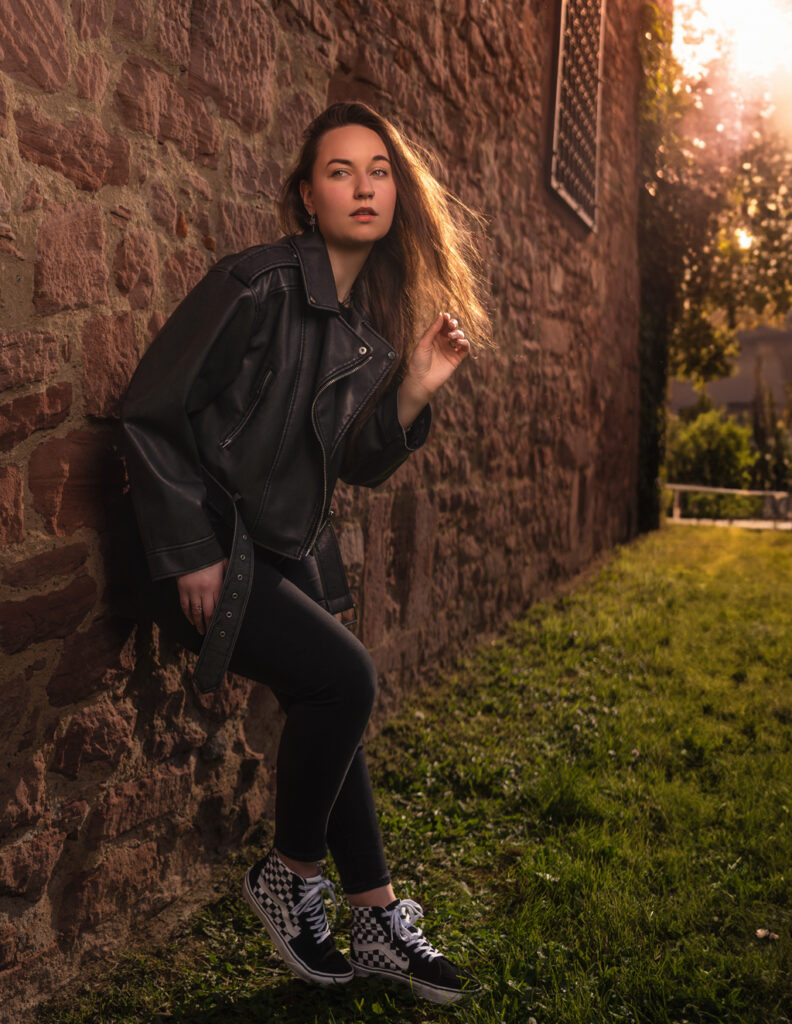 Model_Single_Page_03